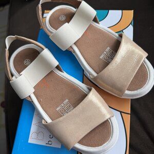 Bernie Mev Kids Violet Sandals Rose Gold Size 29EU/11.5US